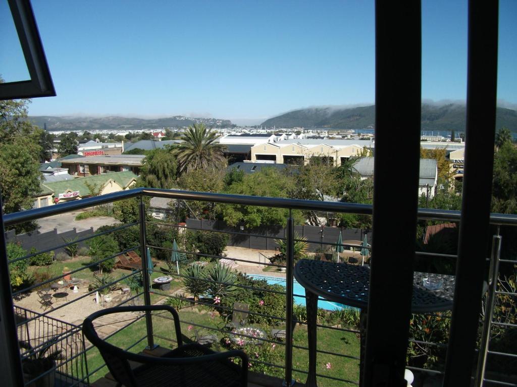 Aestas Bed & Breakfast Knysna Ruang foto