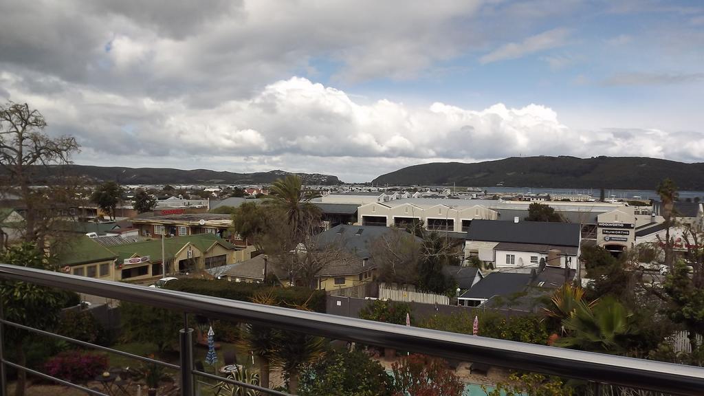 Aestas Bed & Breakfast Knysna Bagian luar foto