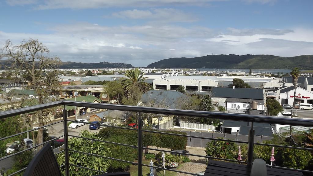 Aestas Bed & Breakfast Knysna Bagian luar foto