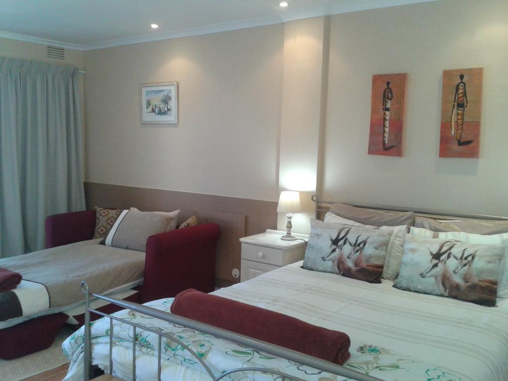 Aestas Bed & Breakfast Knysna Bagian luar foto