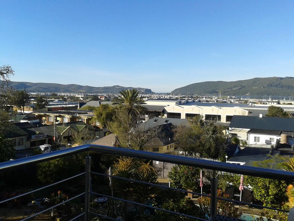 Aestas Bed & Breakfast Knysna Bagian luar foto