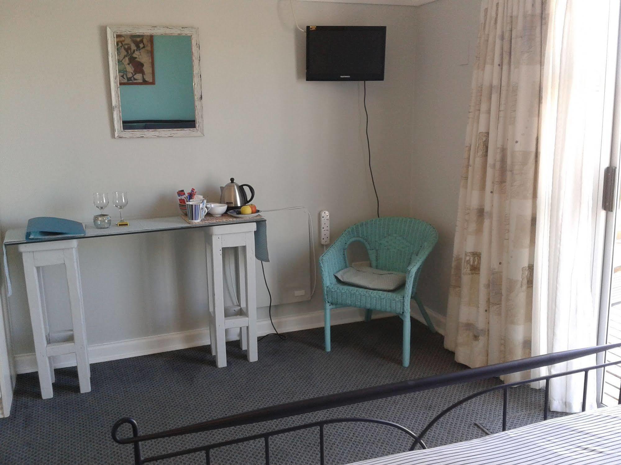 Aestas Bed & Breakfast Knysna Bagian luar foto